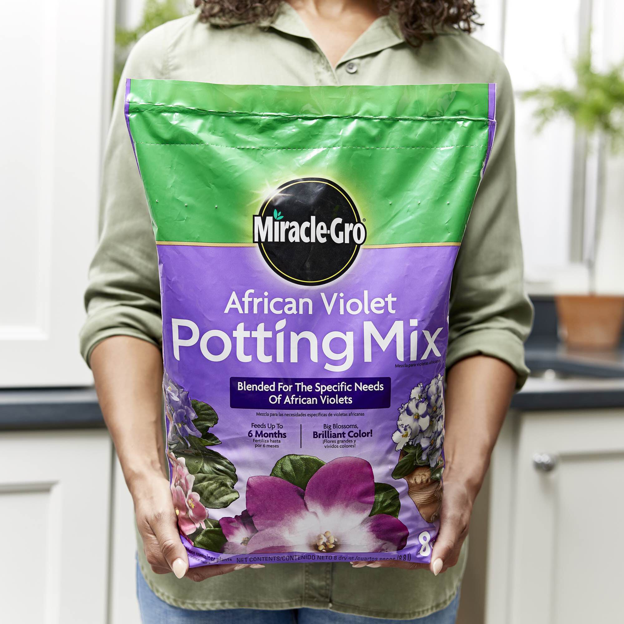 Miracle gro hotsell african violet