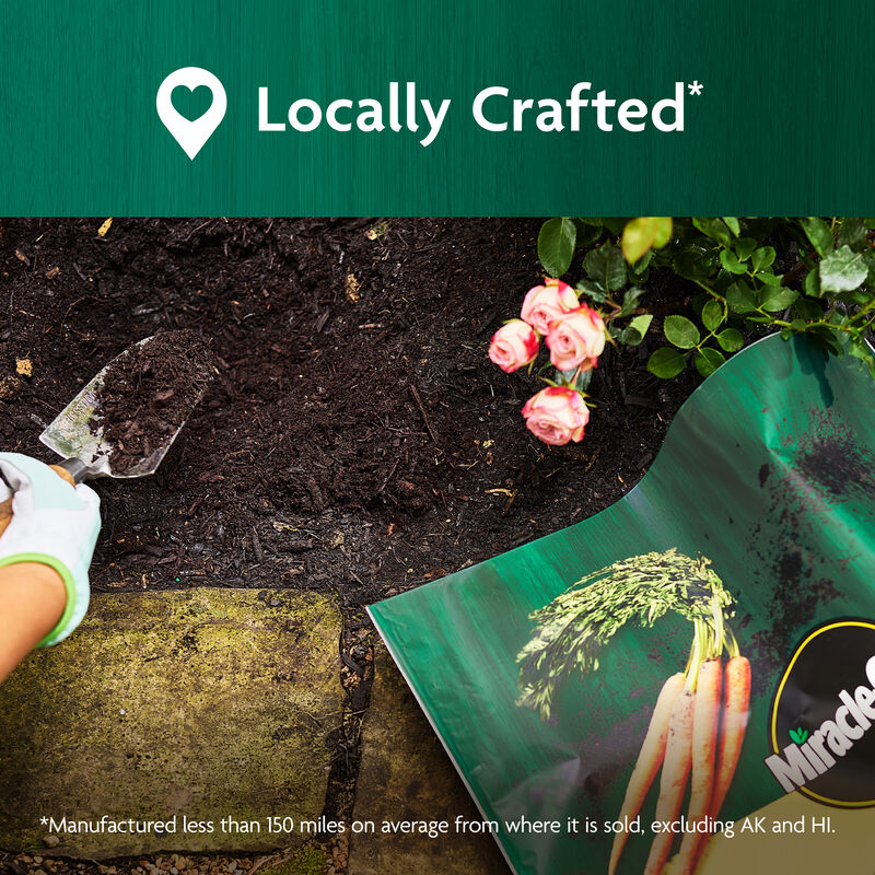 Miracle-Gro Organic™ Garden Soil image number null