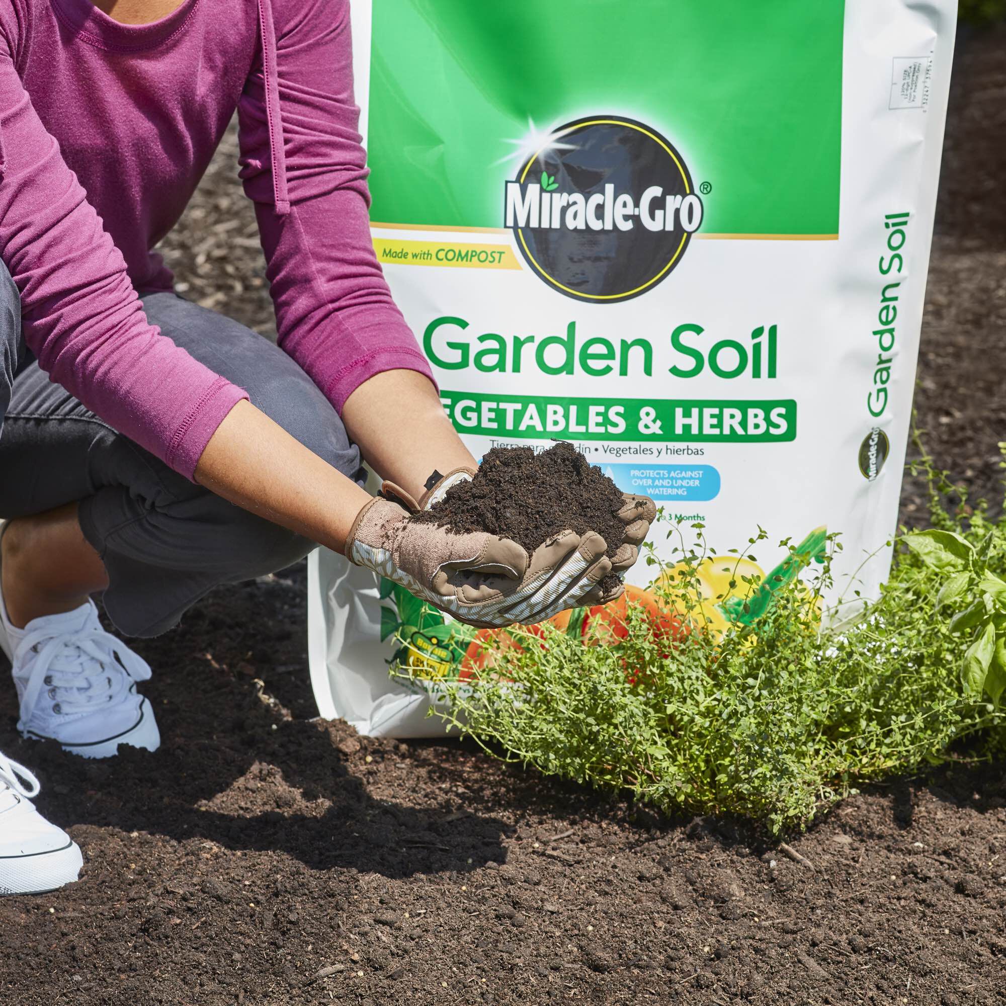 Miracle gro sales garden soil