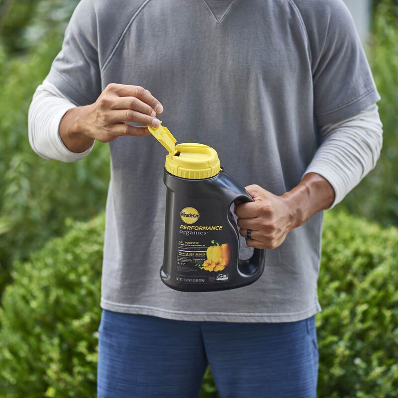 Miracle-Gro® Performance Organics All Purpose Plant Nutrition Granules image number null