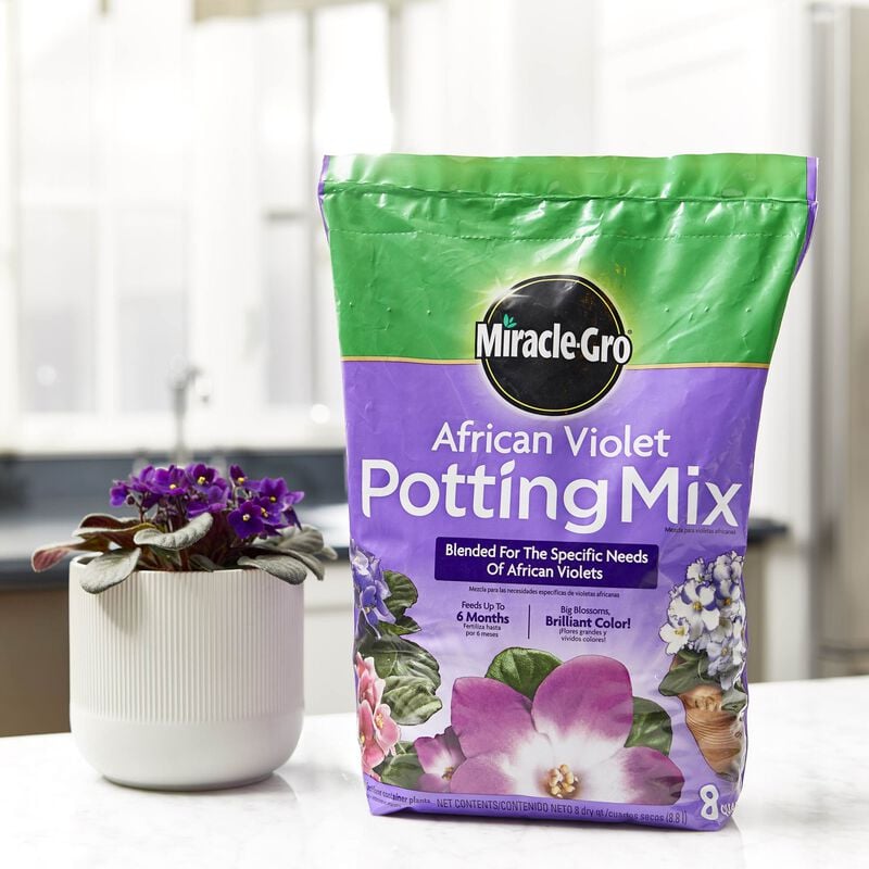 Miracle-Gro® African Violet Potting Mix image number null